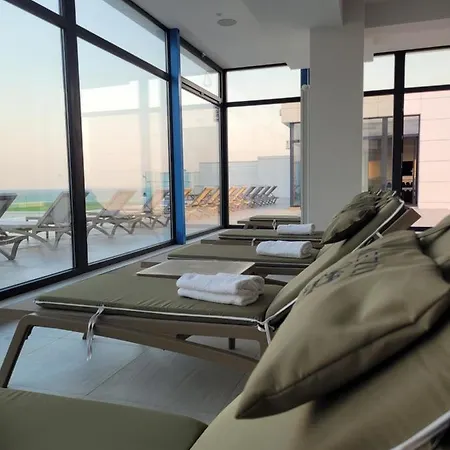 Vogue Sunrise View - Jacuzzi And Sauna Infinity Apartman