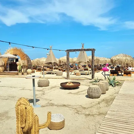 Apartment Vogue Sunrise View - Jacuzzi And Sauna Infinity Navodari