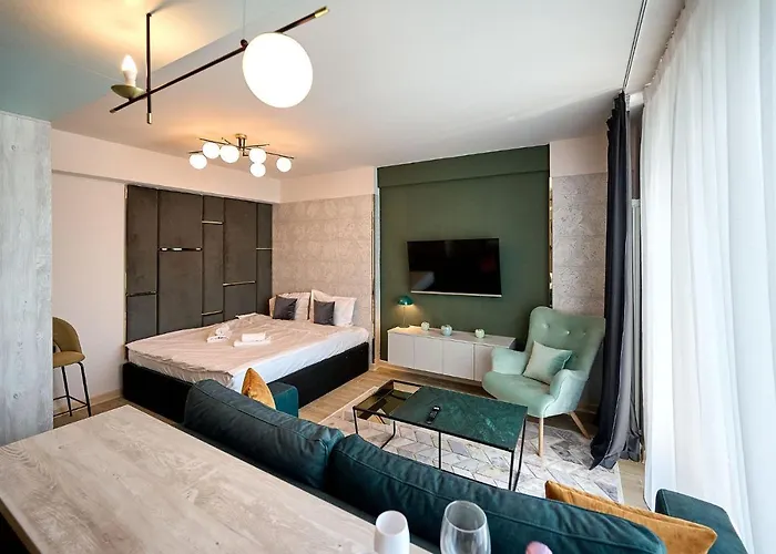 Vogue Sunrise View - Infinity Pool & Apartment