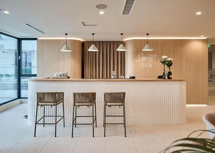 Vogue Sunrise View - Jacuzzi And Sauna Infinity Năvodari