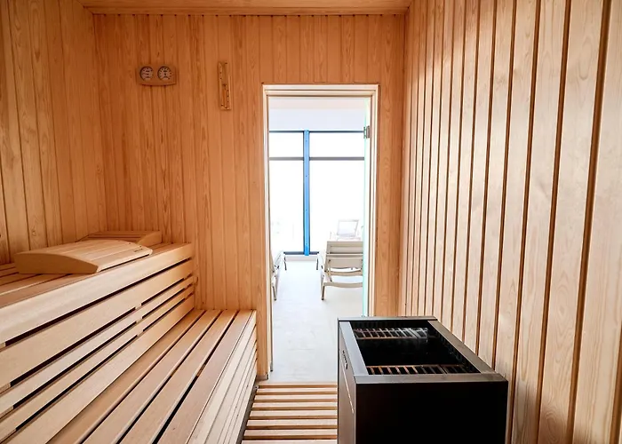 Vogue Sunrise View - Jacuzzi And Sauna Infinity * Năvodari