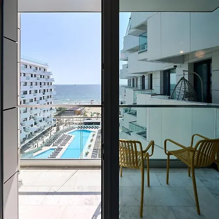 Apartmán Vogue Sunrise View - Infinity Pool &