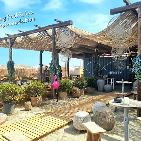 Vogue Sunrise View - Jacuzzi And Sauna Infinity Apartamento Năvodari