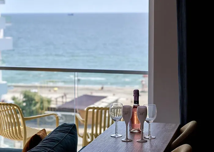 דירה Vogue Sunrise View - Jacuzzi And Sauna Infinity