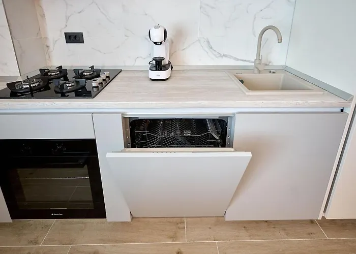 Vogue Sunrise View - Jacuzzi And Sauna Infinity * Năvodari