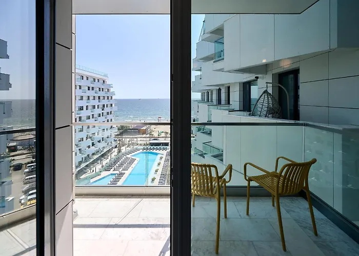 דירה Vogue Sunrise View - Jacuzzi And Sauna Infinity