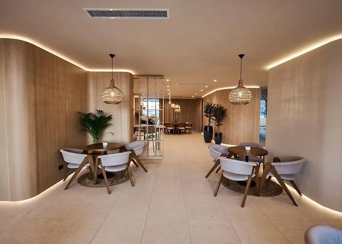 דירה Vogue Sunrise View - Jacuzzi And Sauna Infinity *